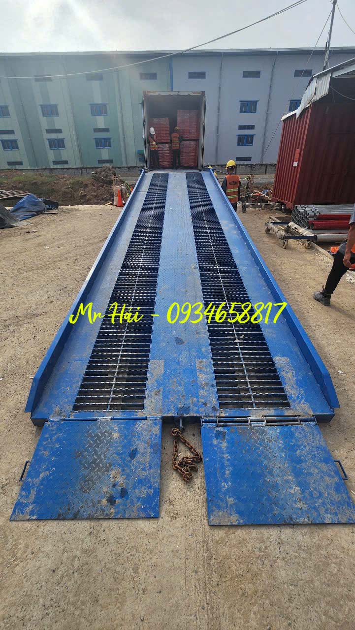 cầu dẫn xe nâng