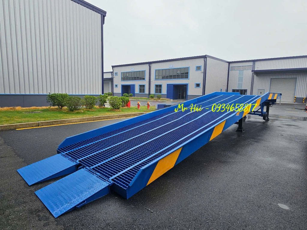 cầu container vũng tàu