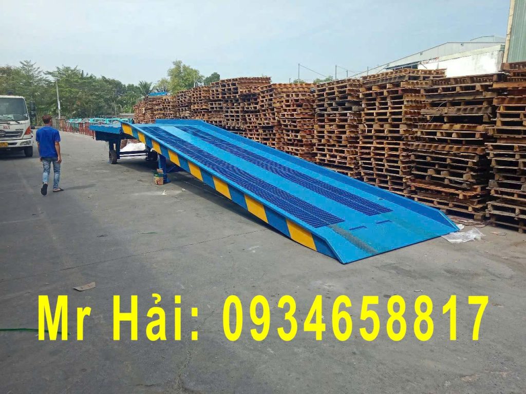 cầu dẫn xe nâng vĩnh long