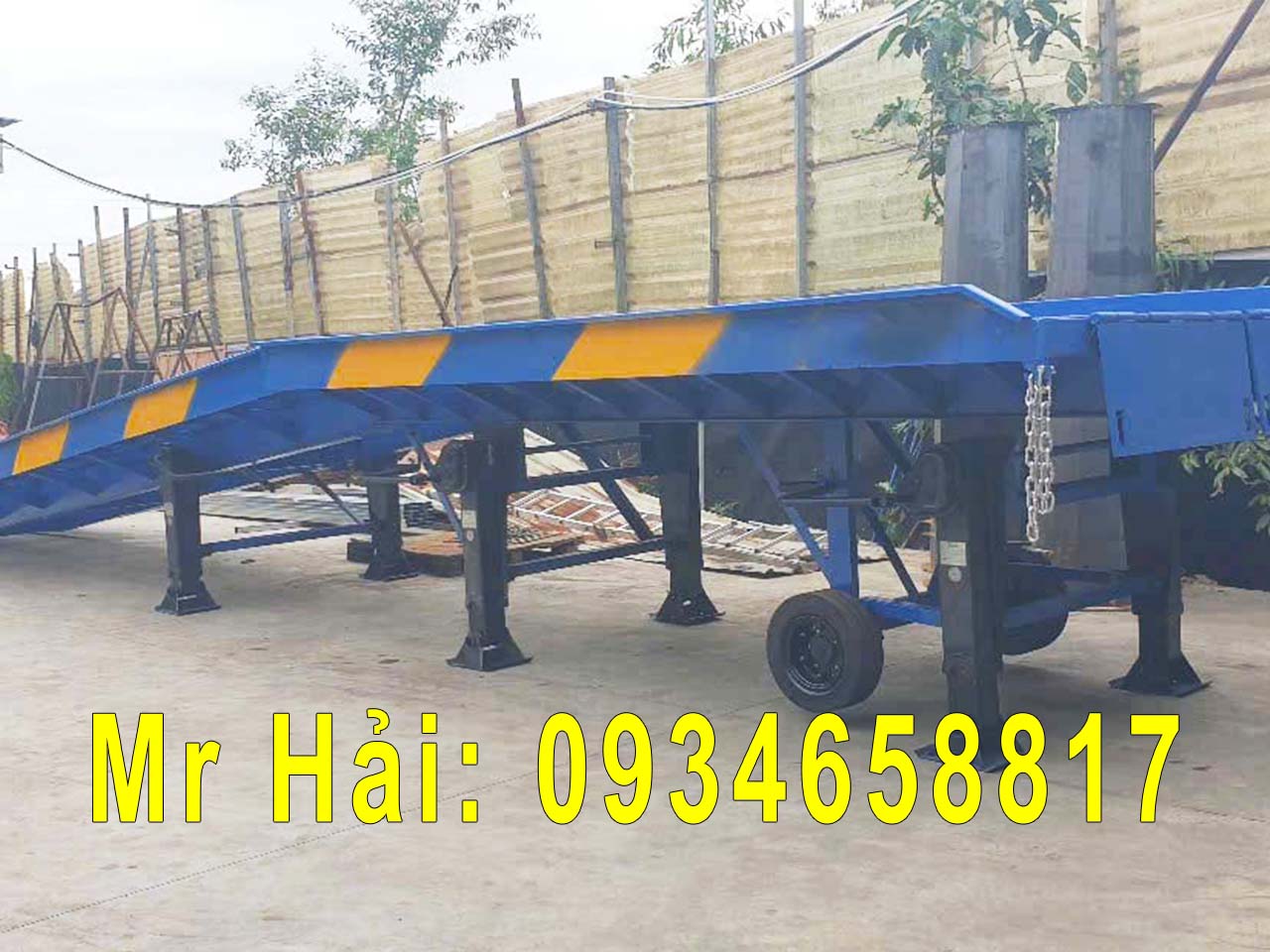 3n chân cầu dẫn xe nâng 15 tấn